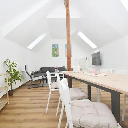 Apartamento Co10-12 Hi In Coburg
