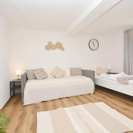 Co10-12 Hi In Apartamento *